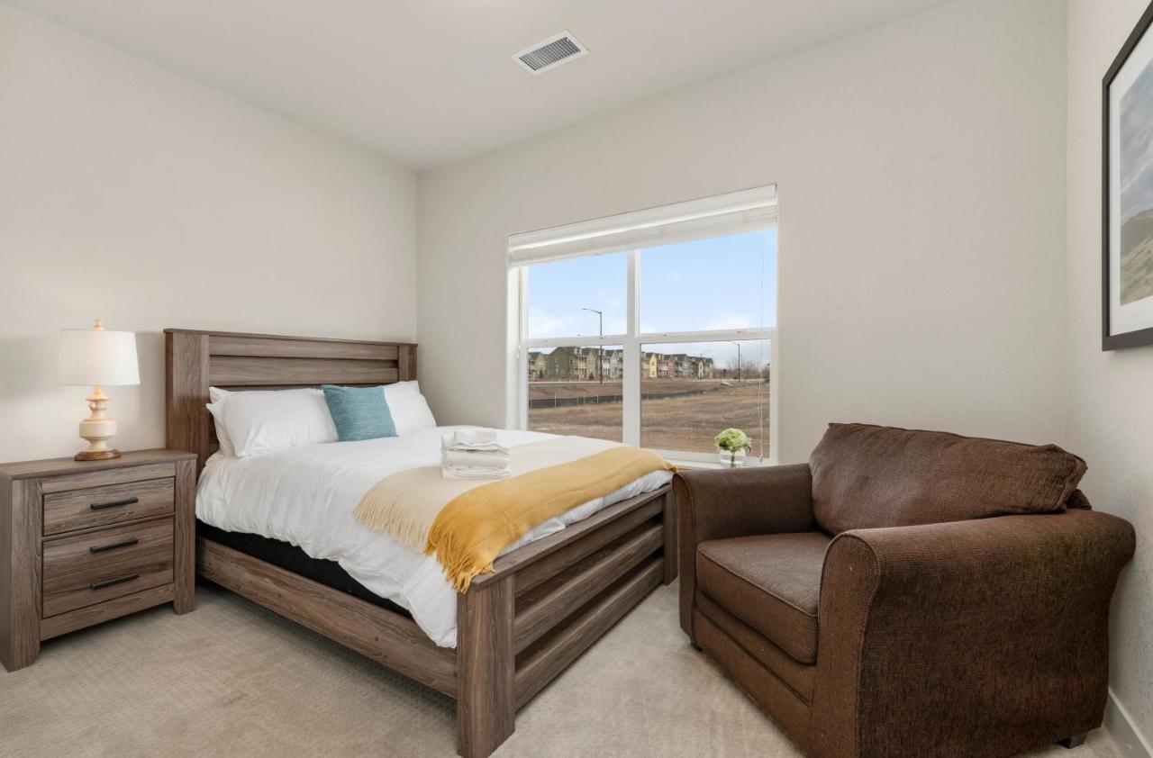 Modern Townhome Steps From The Brewery District! Fort Collins Exterior foto